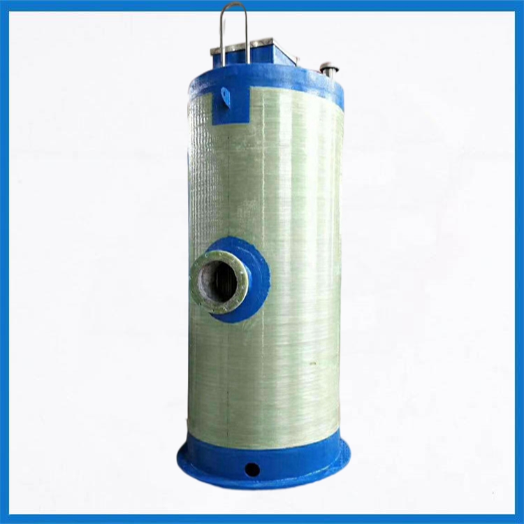 玻璃鋼一體化預(yù)制泵站與傳統(tǒng)的混凝土泵站有如下區(qū)別